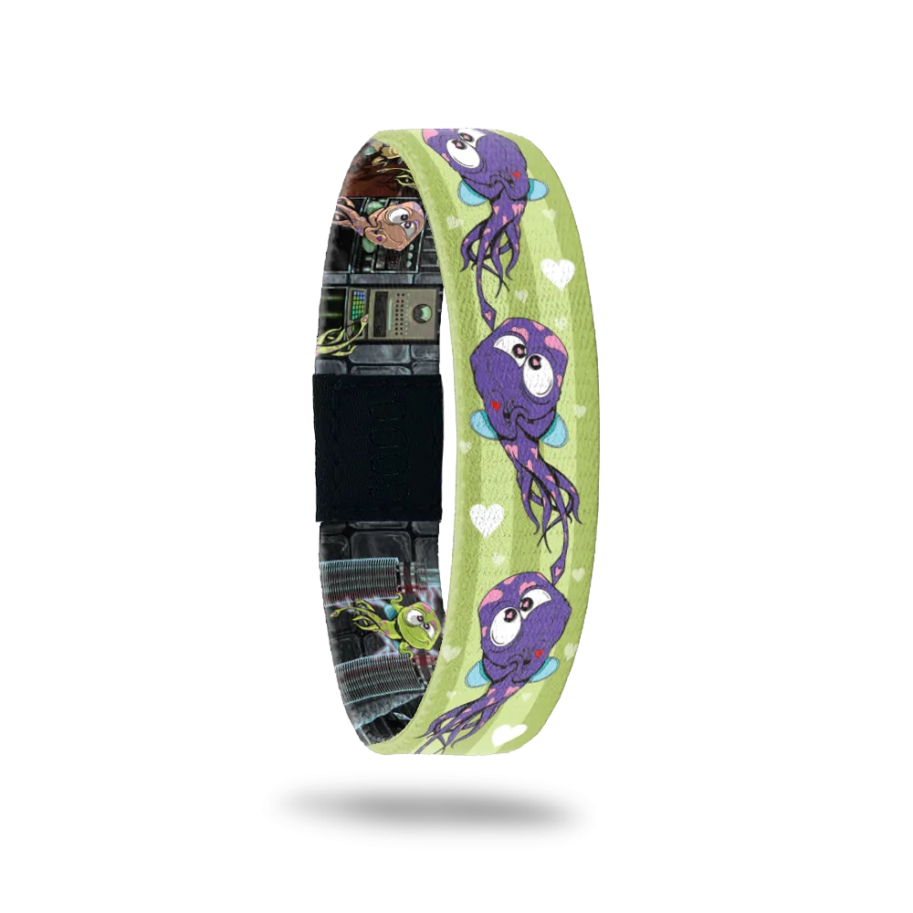 2021 - Day 10 -  Leon Lovestruck Bracelet