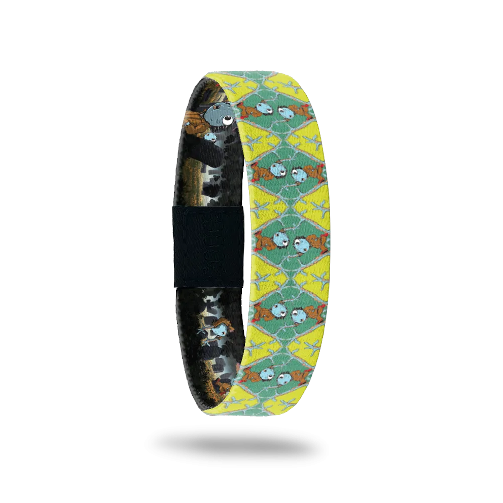 2021 - Day 22 - Hold Up Howie Bracelet