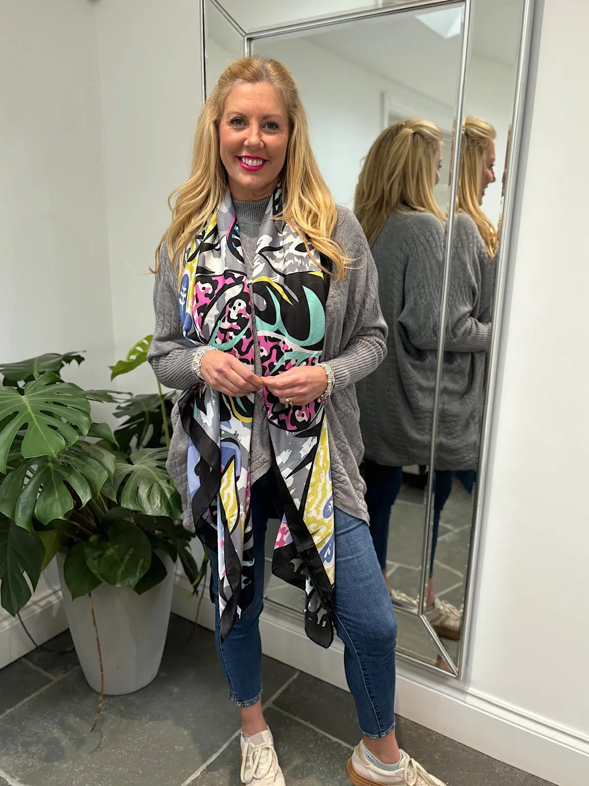 Black Vibrant Leaf Silk Blend Scarf
