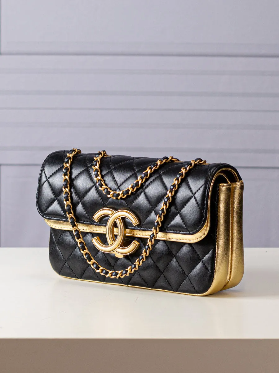 Chanel CC Chic Small Flap Bag