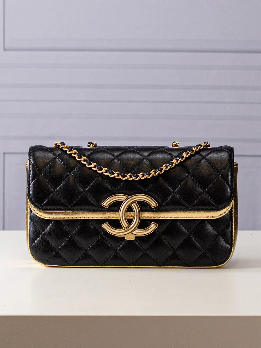 Chanel CC Chic Small Flap Bag