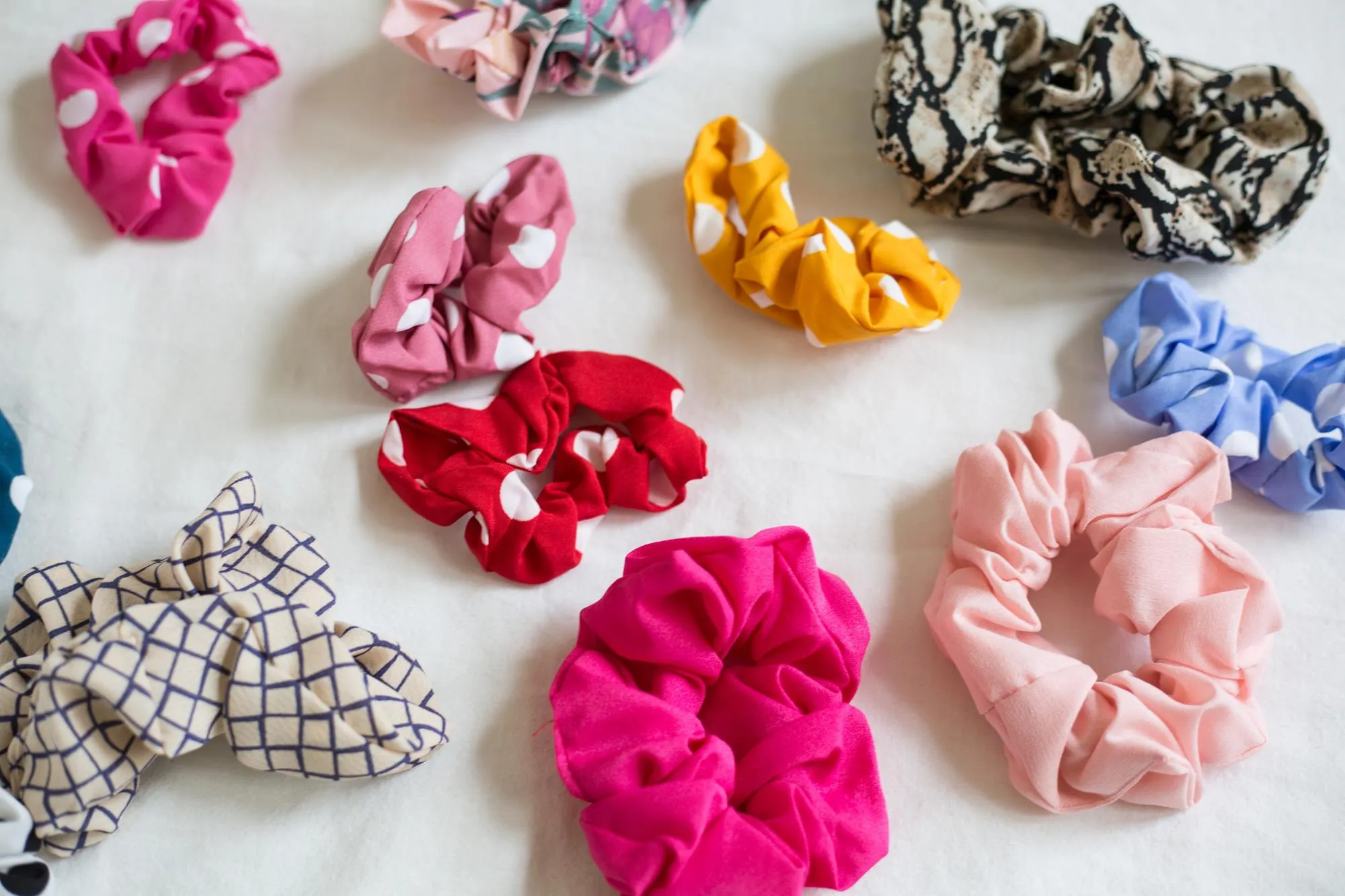 Polka Dot Scrunchie (Yellow)